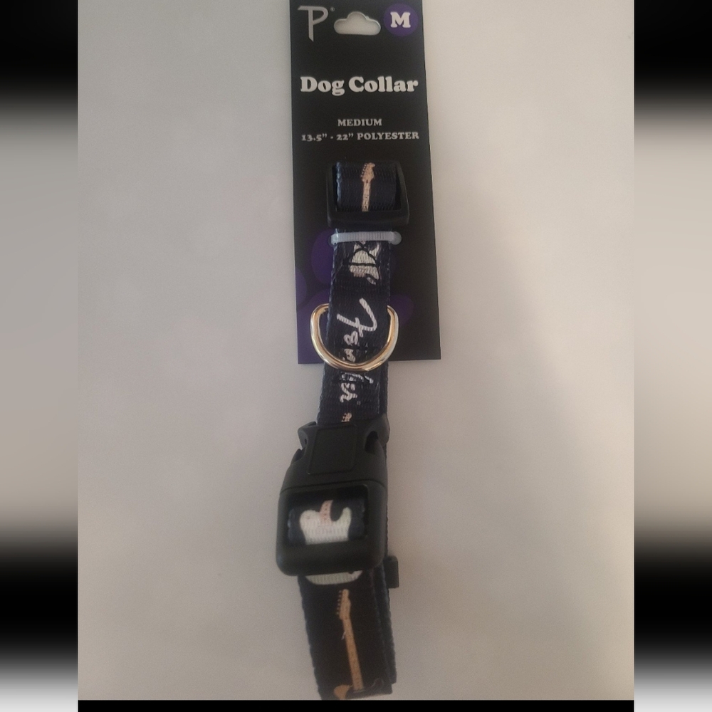 Medium Dog Collar featuring Fender Stratocaster Guitars and Fender Logo